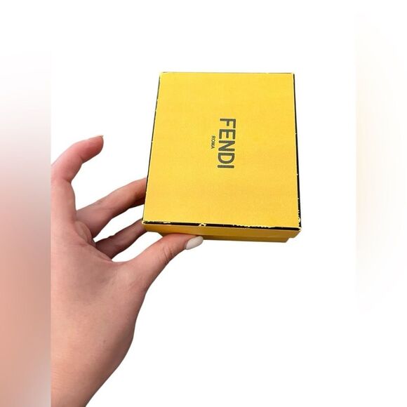FENDI Box - Picture 5 of 6